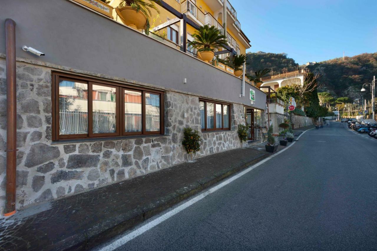 Relais Sorrento Terrace And Relax Bed & Breakfast Luaran gambar